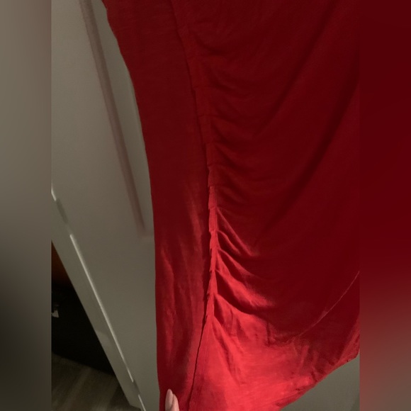 Le Chateau ruched tee shirt - Picture 2 of 4